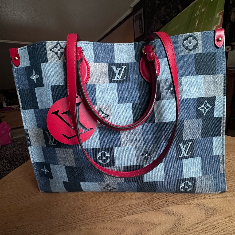 Louis Vuitton On the Go